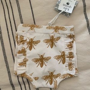 Kate quinn NWT bee bloomers 6-12 months